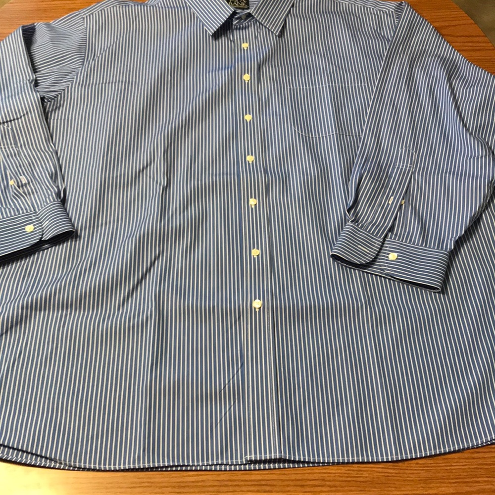 Jos. A  Banks L/S Dress Shirt Size 18-34
